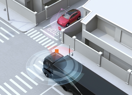 Vehicle providing real-time information about traffic conditions